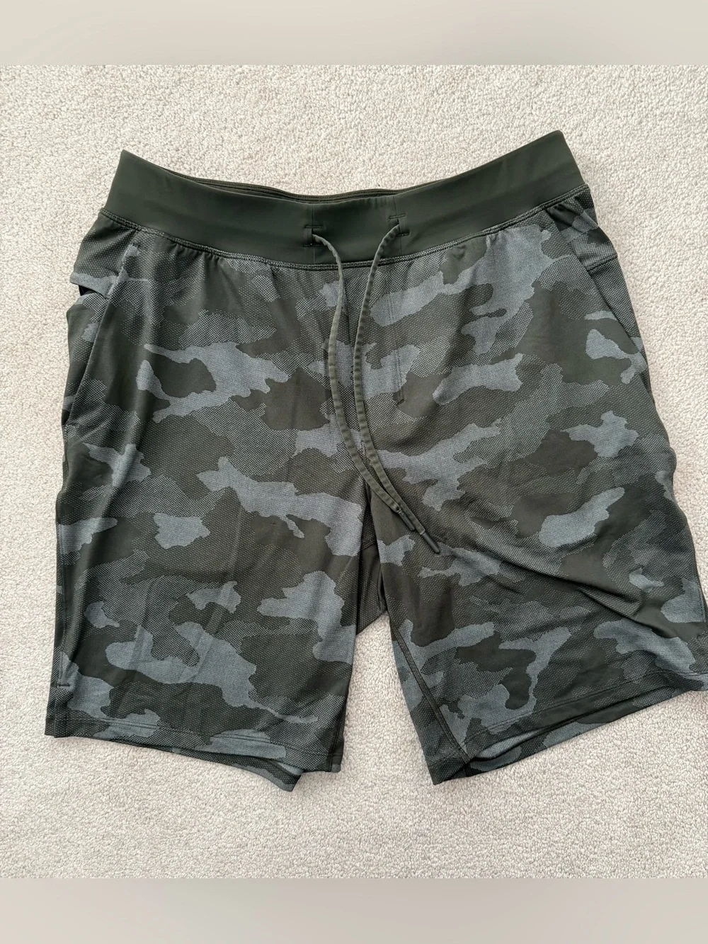 Lululemon T.H.E. Linerless Short 9